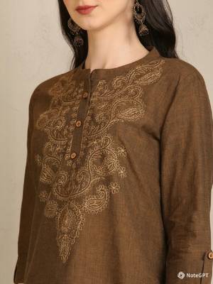 Women embroidered regular sleeves thread work kurta 3