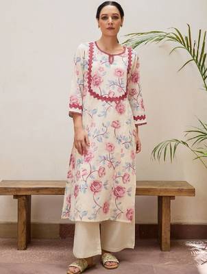 Women floral printed keyhole neck kurta 1