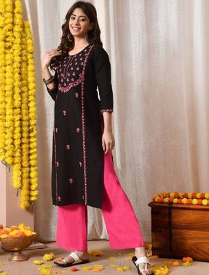 Women floral embroidered flared sleeves floral kurta 3