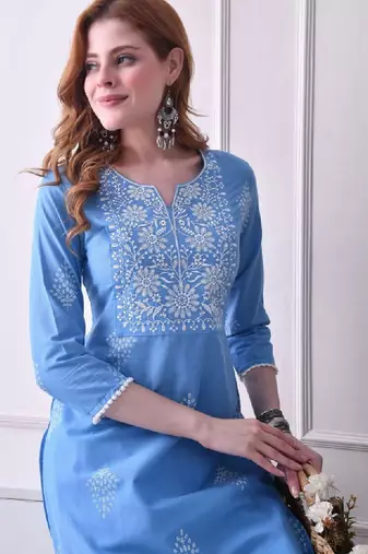 Women floral printed floral kurta