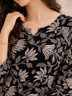 Women floral kurta 2