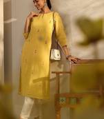 Women ethnic motifs embroidered keyhole neck thread work chanderi cotton kurta