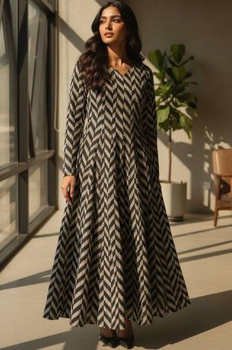 Women chevron printed anarkali kurta