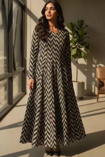 Women chevron printed anarkali kurta