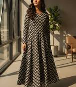 Women chevron printed anarkali kurta