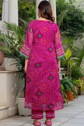 Women bandhani printed gotta patti kurta
