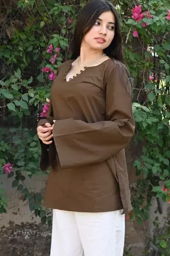 Women flared sleeves handloom kurta