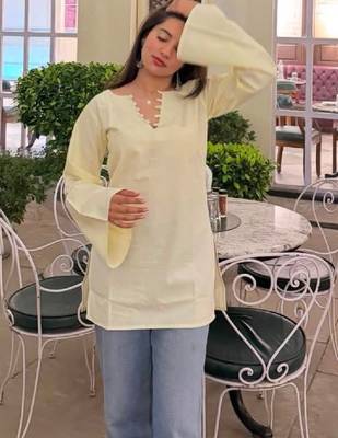 Women bell sleeves handloom kurta 1