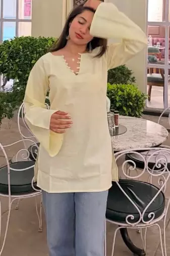 Women bell sleeves handloom kurta