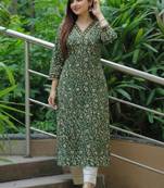Women ethnic motifs printed kurta