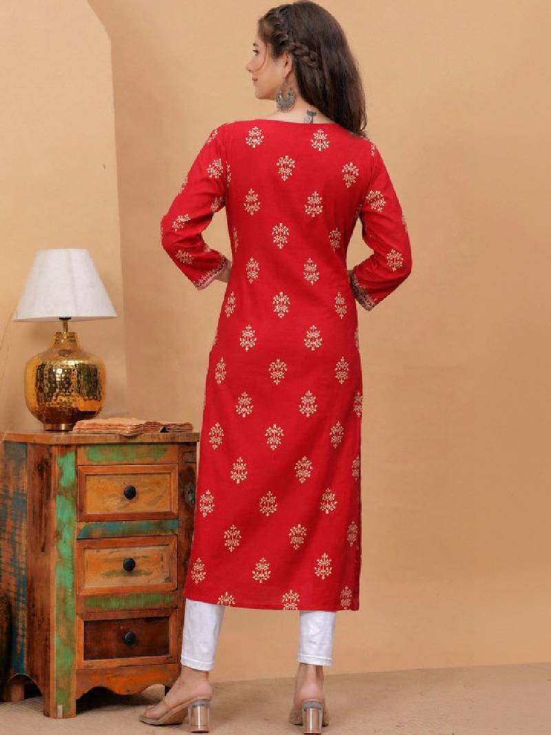 Women ethnic motifs printed thread work kurta