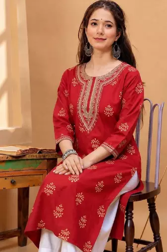 Women ethnic motifs printed thread work kurta