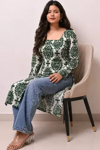 Women ethnic motifs printed kurta