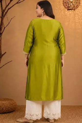 Women embroidered thread work kurta