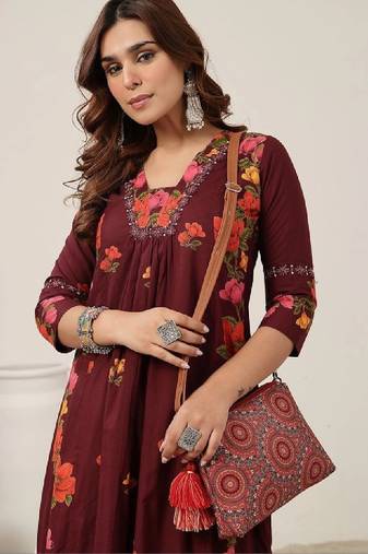 Women floral printed thread work floral kurta