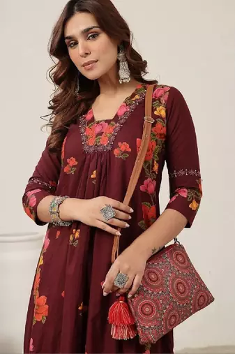 Women floral printed thread work floral kurta