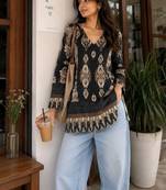 Women ethnic motifs printed kurta