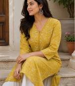 Women floral printed indie florals kurta