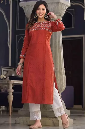 Women geometric embroidered mirror work dobby kurta