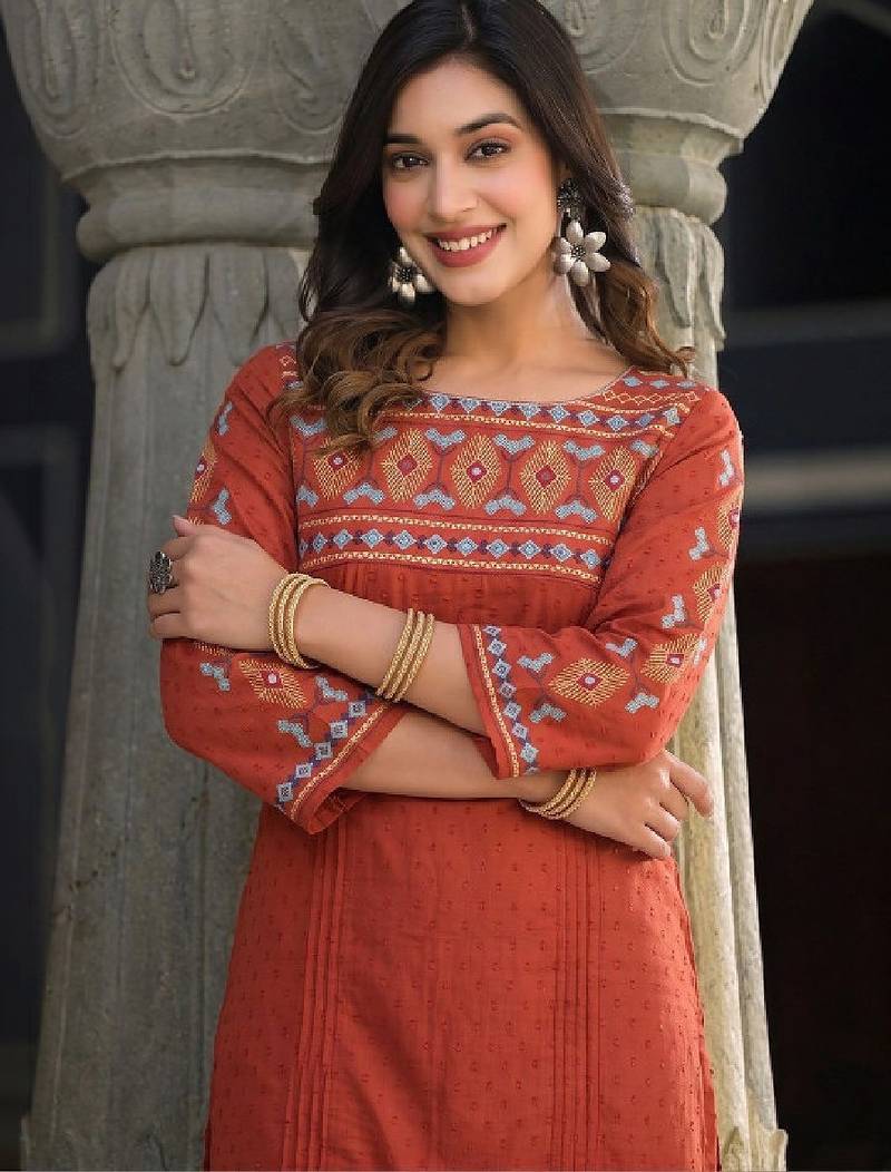 Women geometric embroidered mirror work dobby kurta