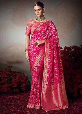 pink chiniya silk blend with beautiful lace border & piping designer saree 2