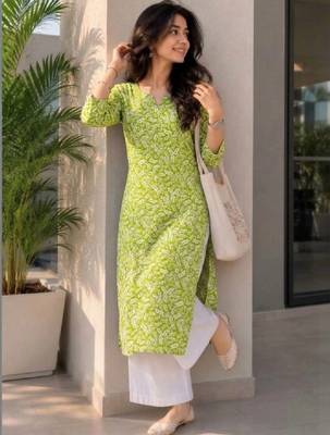 Women ethnic motifs printed kurta 1