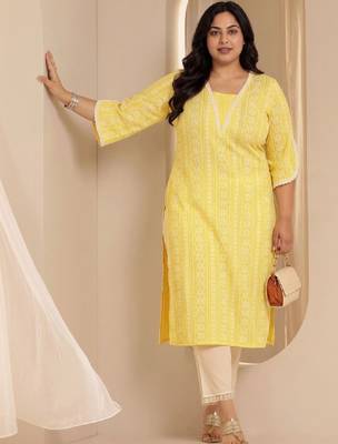 Women ethnic motifs printed kurta 1