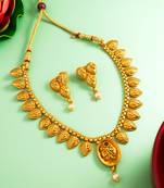 matte gold plated leaf motif necklace set with earrings
