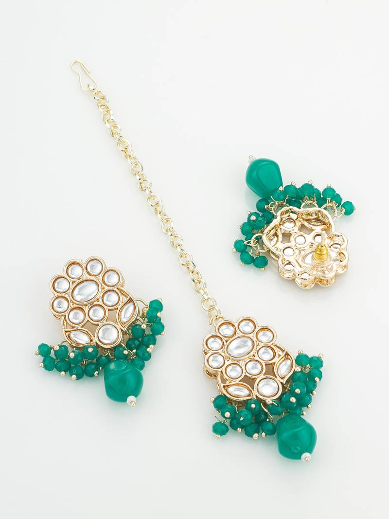green kundan choker necklace set with earrings and maangtika