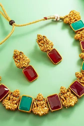 antique gold lakshmi temple necklace set with earrings