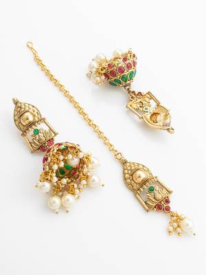 antique gold temple choker necklace set with jhumka earrings and maangtika 3