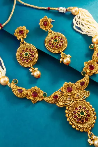 floral pearl strand necklace set with earrings