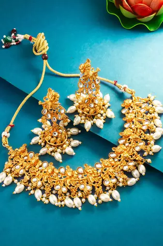 kundan krishna motif choker necklace set with earrings