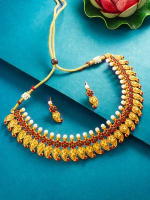 mango paisley motif necklace set with earrings 1