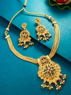 diamond motif statement pendant necklace set with earrings 1