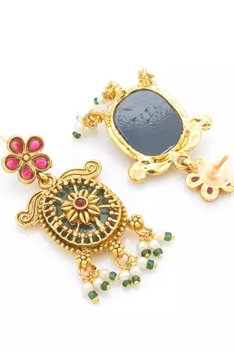 floral wheel medallion necklace set with earrings