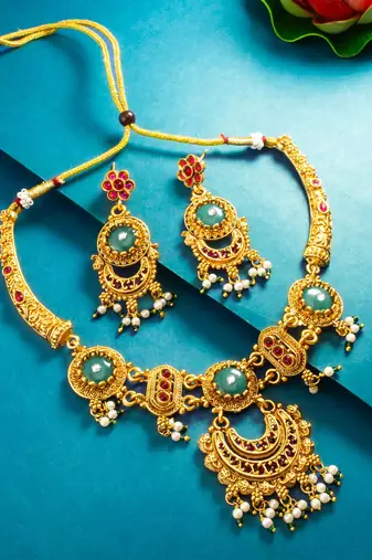 crescent drop medallion necklace set with earrings