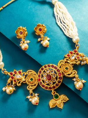 medallion motif pearl strand necklace set with earrings 2