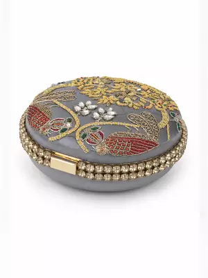 Zardozi Embroidered Clutch with Gold Chain 3