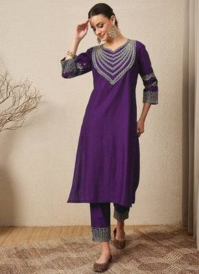 PURPLE EMBRODEIRY WORK FABRIC ROMAN SILK WOMENS KURTI PANT DUPATTA SET 5