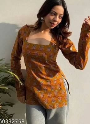 Pack of 2 handmade block printed rayon fabric  short kurti for women's 4