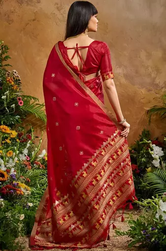Ethnic Motifs Woven Design Saree with Unstitched Blouse