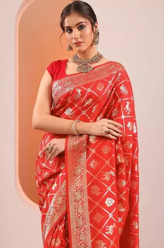 Red Woven Design Saree With Unstitched Blouse Piece