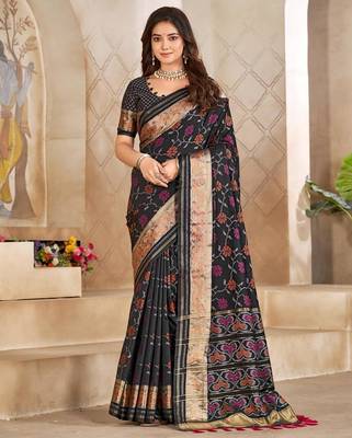 Black color flower patola silk woven work saree with blouse piece 1