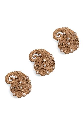 Oxidised antique gold plated floral crest button cover