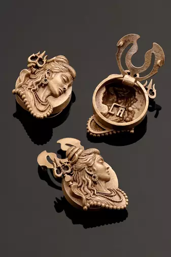 Oxidised antique gold plated shiva motif button cover