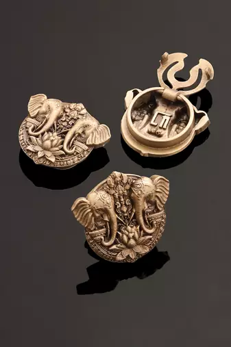 Oxidised antique gold plated elephant face button cover