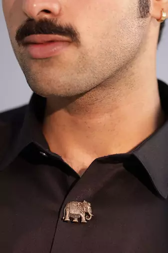 Oxidised antique gold plated elephant motif button cover