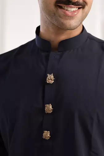 Oxidised antique gold plated animal motif button cover