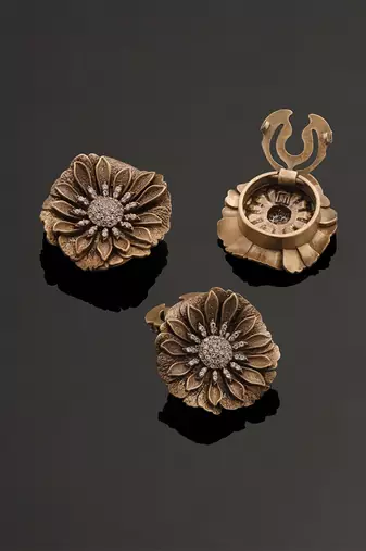 Oxidised antique gold plated floral button cover